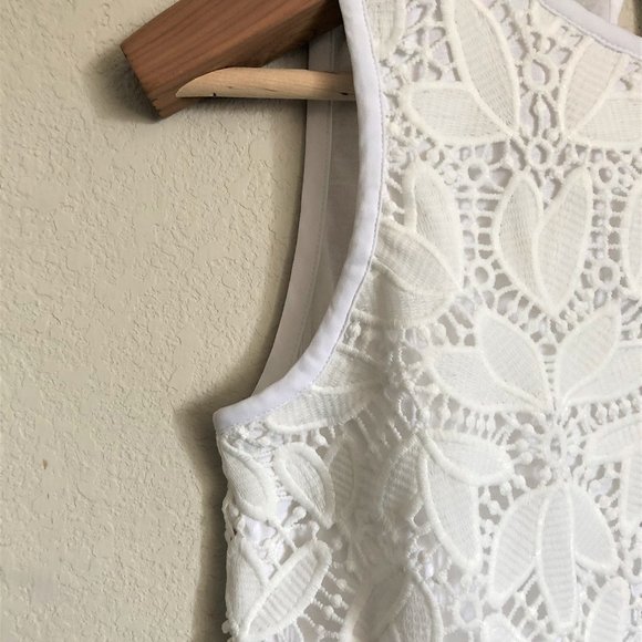 NWT Loft Lace Shell Top - Picture 6 of 9